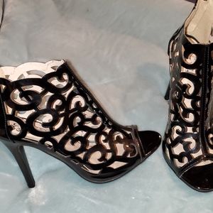 Women's N.Y.L.A Heels